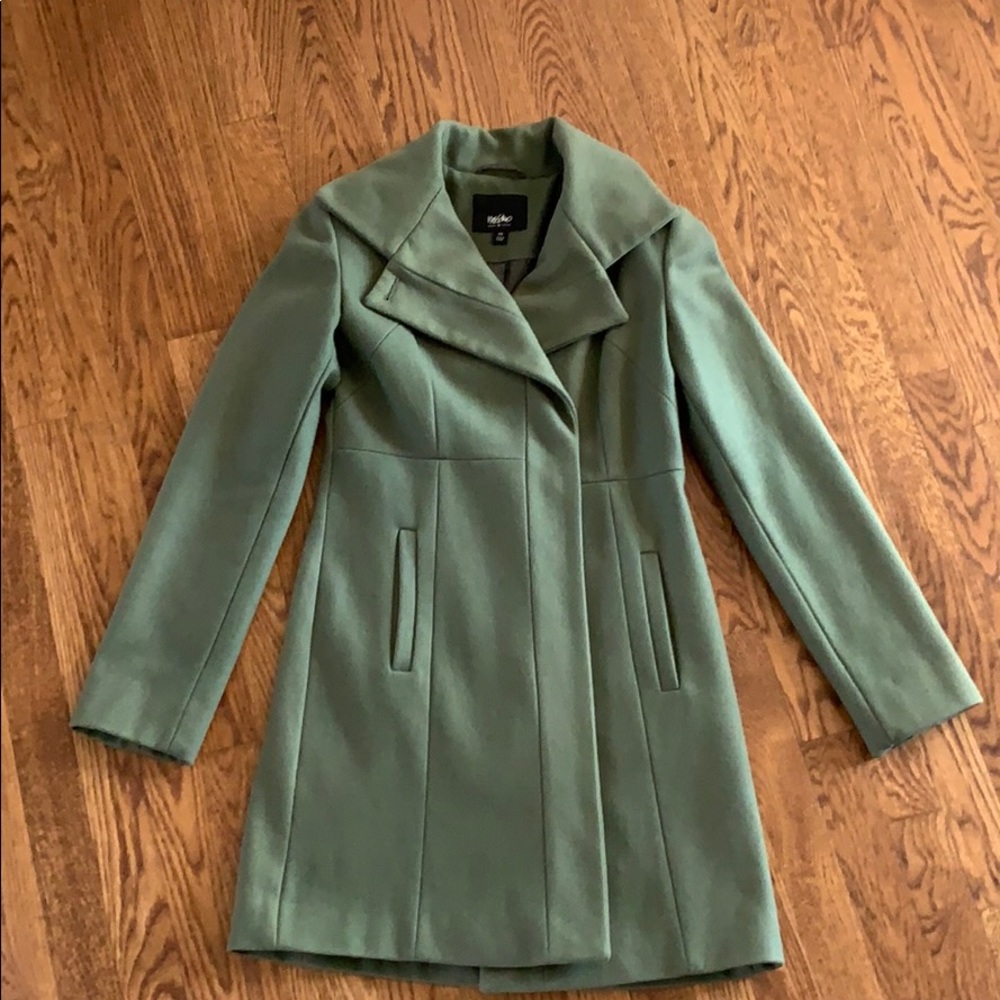 Wool dress coat. Size XS.